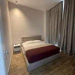 Apartament Henri's